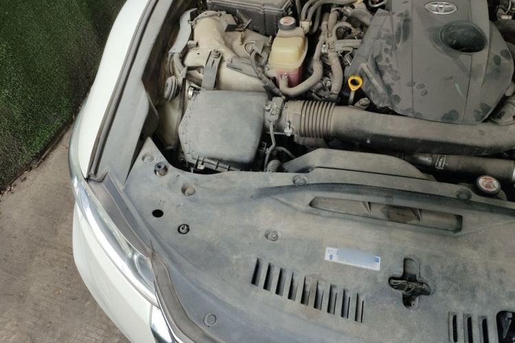 Used Toyota Crown 2015 2.0T Fashion Edition Engine Bay Right