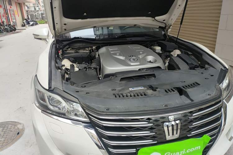 Used Toyota Crown 2015 2.5L Smart Edition Engine Bay Right