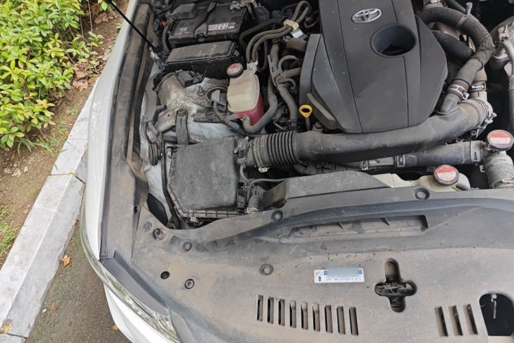 Used Toyota Crown 2015 2.0T Fashion Edition Engine Bay Right
