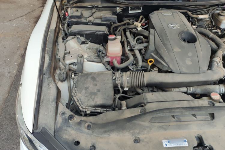 Used Toyota Crown 2015 2.0T Fashion Edition Engine Bay Right