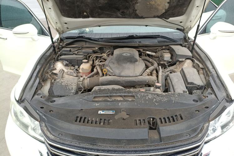 Used Toyota Crown 2015 2.0T Fashion Edition Engine Bay