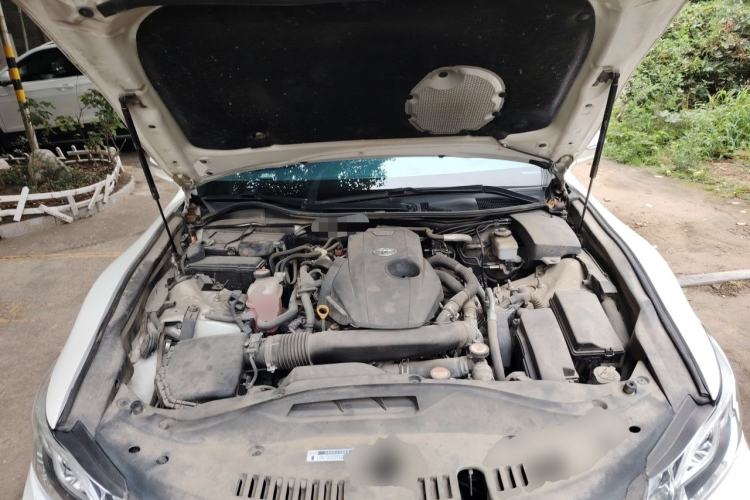 Used Toyota Crown 2015 2.0T Fashion Edition Engine Bay