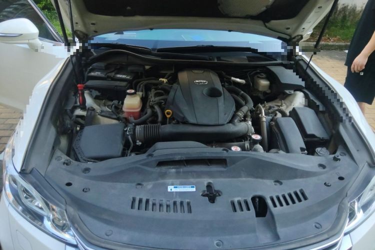 Used Toyota Crown 2015 2.0T Fashion Edition Engine Bay