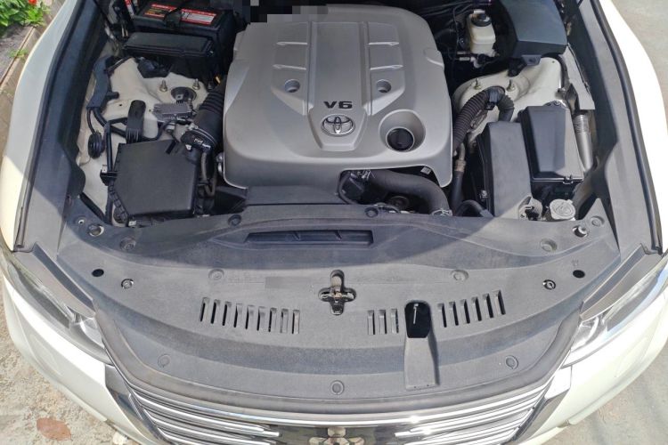 Used Toyota Crown 2015 2.5L Smart Edition Engine Bay