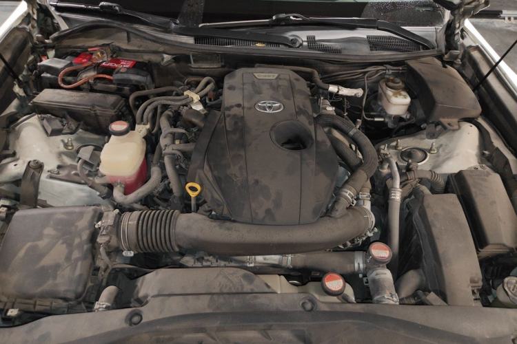 Used Toyota Crown 2015 2.0T Fashion Edition Engine Bay