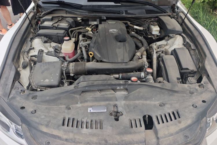 Used Toyota Crown 2015 2.0T Fashion Edition Engine Bay