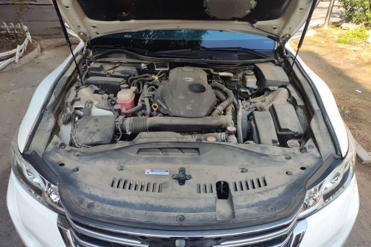 Used Toyota Crown 2015 2.0T Fashion Edition Engine Bay