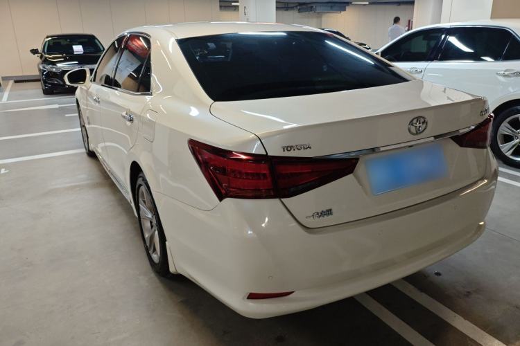 Used Toyota Crown 2015 2.0T Fashion Edition Exterior 2