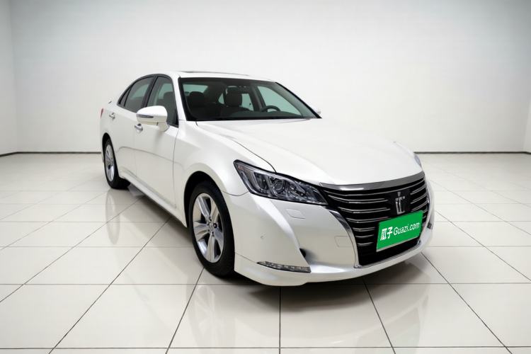 Used Toyota Crown 2015 2.0T Fashion Edition Exterior 2