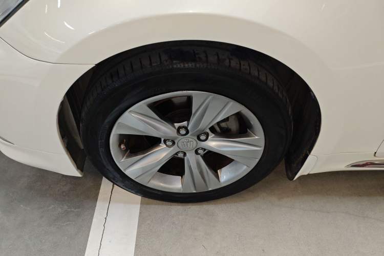 Used Toyota Crown 2015 2.0T Fashion Edition Exterior 3