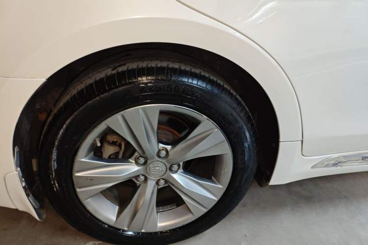 Used Toyota Crown 2015 2.0T Fashion Edition Exterior 4