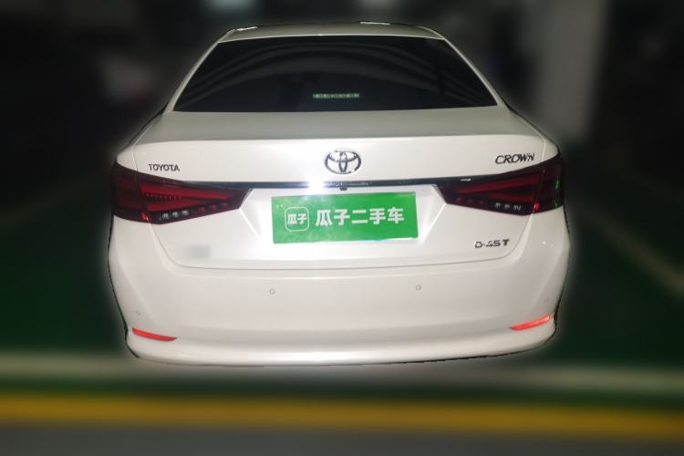 Used Toyota Crown 2015 2.0T Fashion Edition Exterior 4