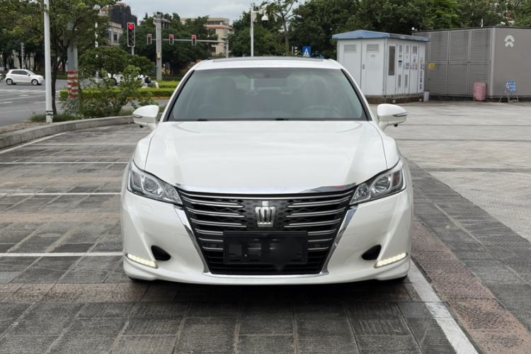 Used Toyota Crown 2015 2.0T Fashion Edition Exterior 5