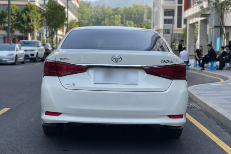Used Toyota Crown 2015 2.0T Fashion Edition Exterior 5
