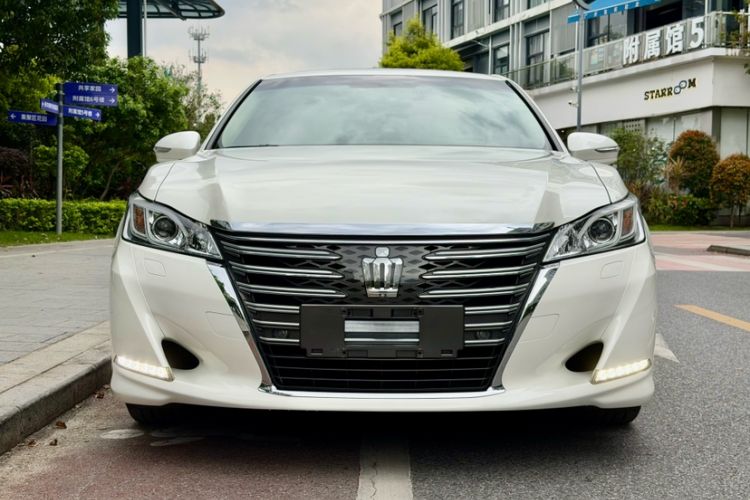 Used Toyota Crown 2015 2.0T Fashion Edition Exterior 5