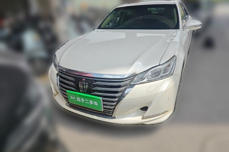 Used Toyota Crown 2015 2.0T Fashion Edition Front