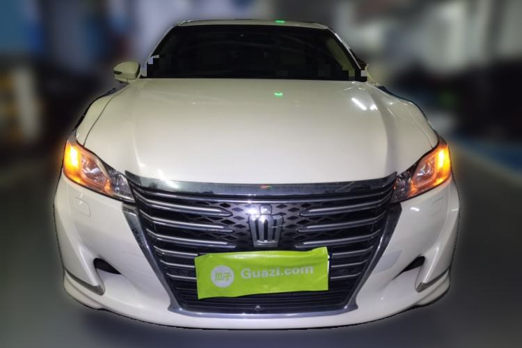 Used Toyota Crown 2015 2.0T Fashion Edition Front