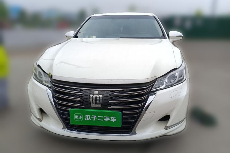 Used Toyota Crown 2015 2.0T Fashion Edition Front