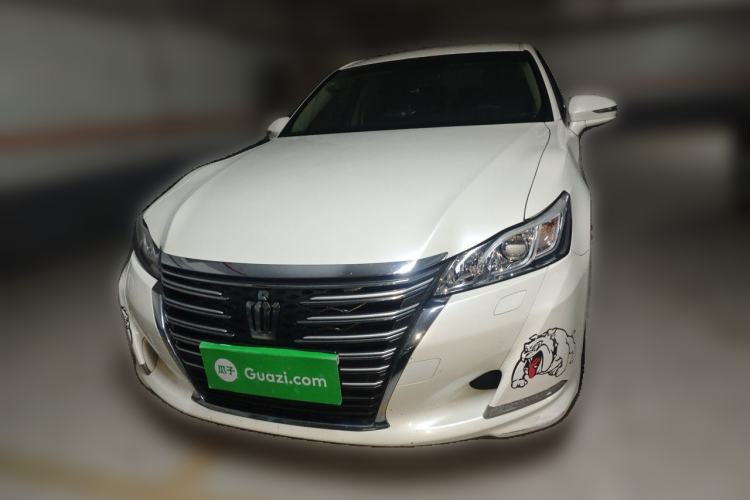 Used Toyota Crown 2015 2.0T Pioneer Edition Front