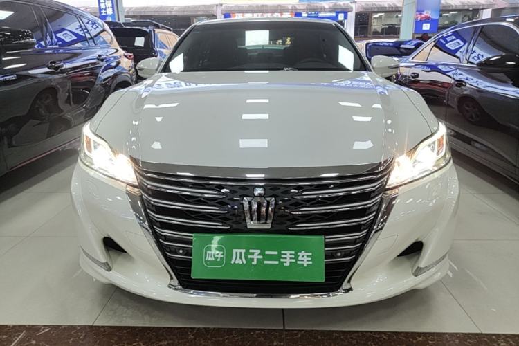 Used Toyota Crown 2015 2.0T Fashion Edition Front