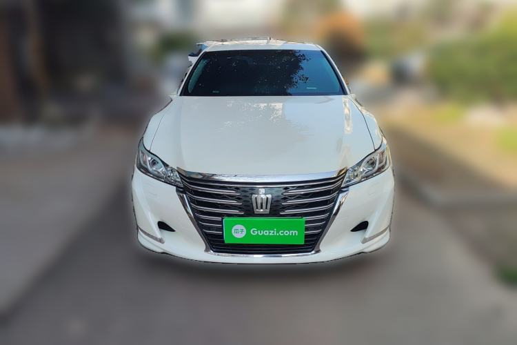 Used Toyota Crown 2015 2.0T Fashion Edition Front