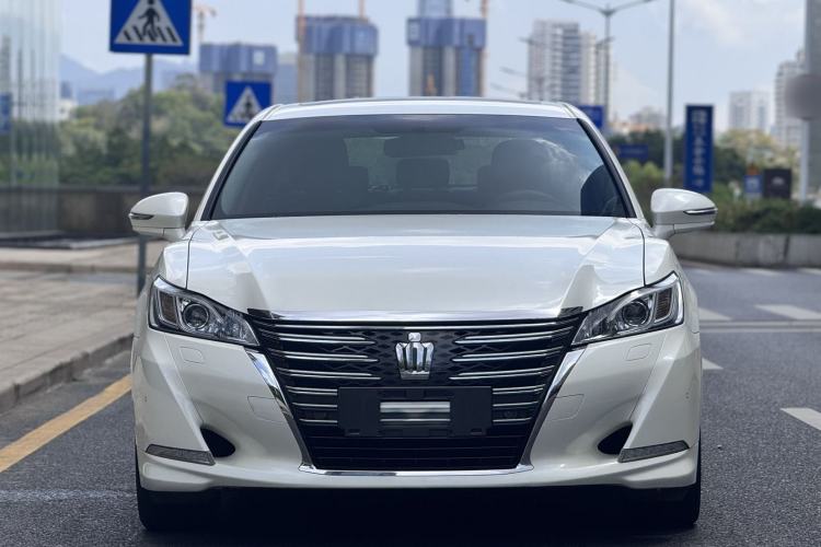 Used Toyota Crown 2015 2.5L Smart Edition Front