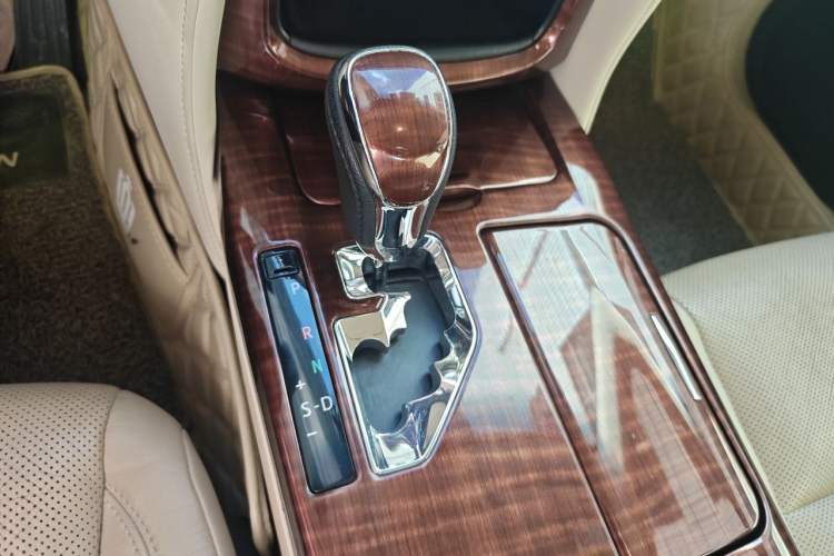 Used Toyota Crown 2015 2.5L Fashion Limited Edition Gear Lever