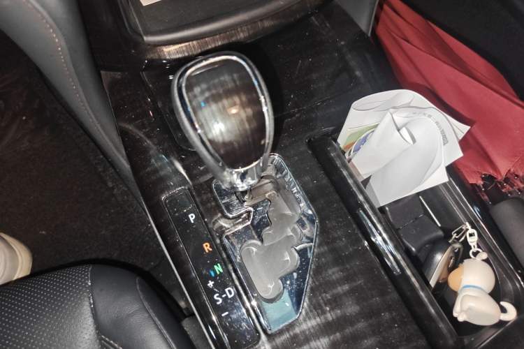 Used Toyota Crown 2015 2.5L Smart Edition Gear Lever