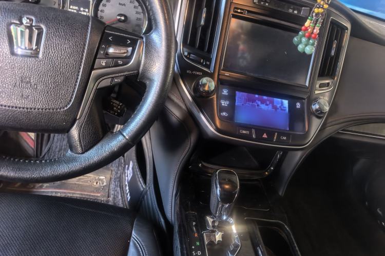 Used Toyota Crown 2015 2.0T Fashion Edition Gear Lever