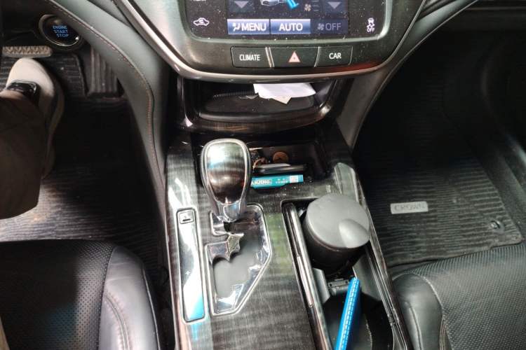 Used Toyota Crown 2015 2.0T Fashion Edition Gear Lever