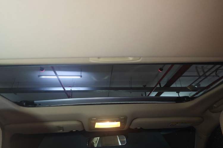 Used Toyota Crown 2015 2.5L Fashion Limited Edition Headliner