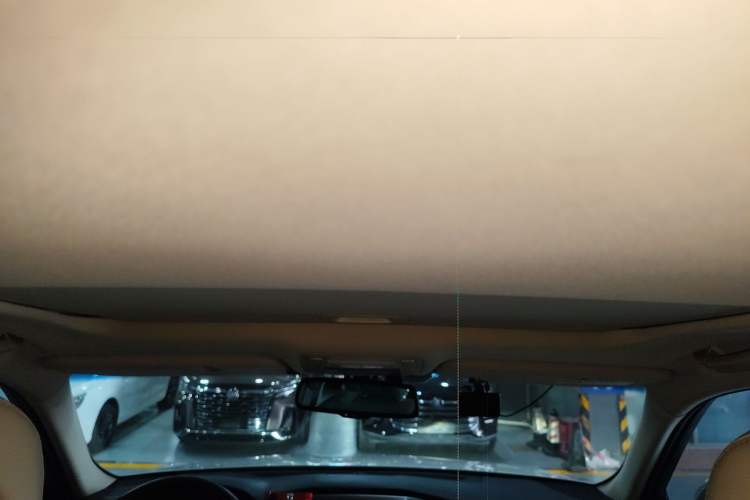 Used Toyota Crown 2015 2.5L Elite Edition Headliner