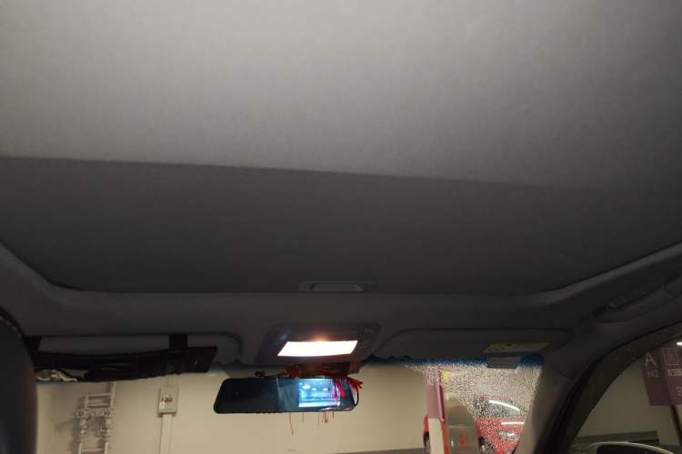 Used Toyota Crown 2015 2.0T Fashion Edition Headliner