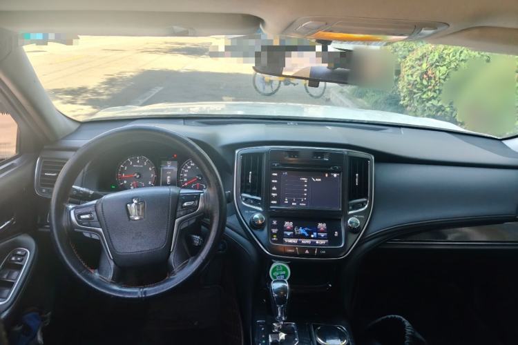 Used Toyota Crown 2015 2.5L Smart Edition Interior 2