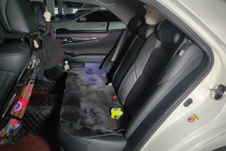 Used Toyota Crown 2015 2.0T Fashion Edition Interior 4