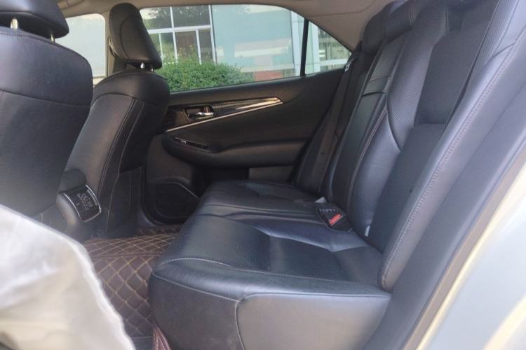Used Toyota Crown 2015 2.5L Smart Edition Interior 4