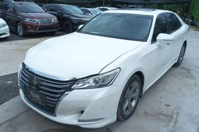 Used Toyota Crown 2015 2.0T Fashion Edition