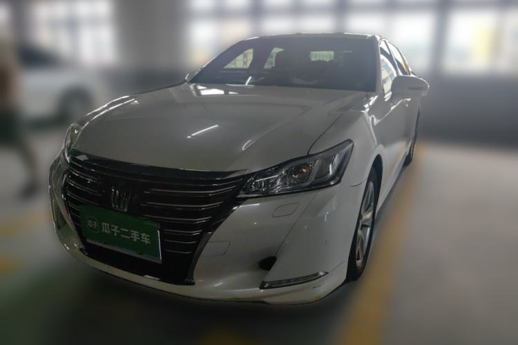 Used Toyota Crown 2015 2.0T Fashion Edition Guazi used car, China used car export, Used car for sale, Used  cars, Cheapest cars for sale