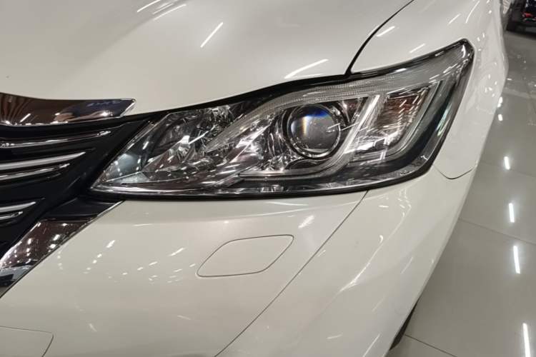 Used Toyota Crown 2015 2.0T Pioneer Edition Left Front Headlight