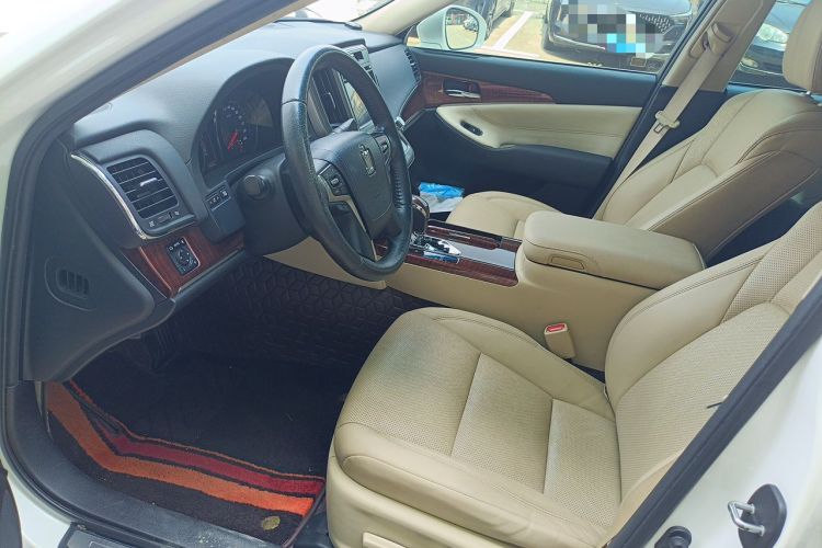 Used Toyota Crown 2015 2.0T Fashion Edition Left Front Seat