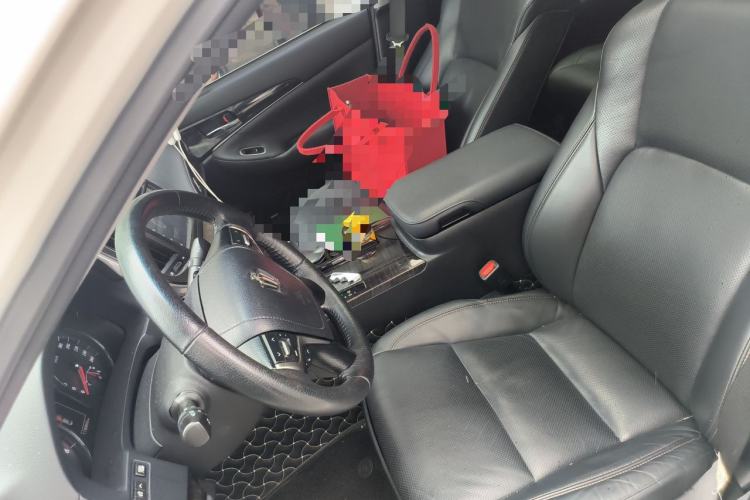 Used Toyota Crown 2015 2.0T Fashion Edition Left Front Seat