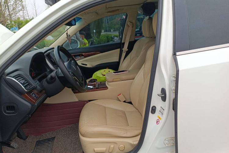 Used Toyota Crown 2015 2.0T Fashion Edition Left Front Seat