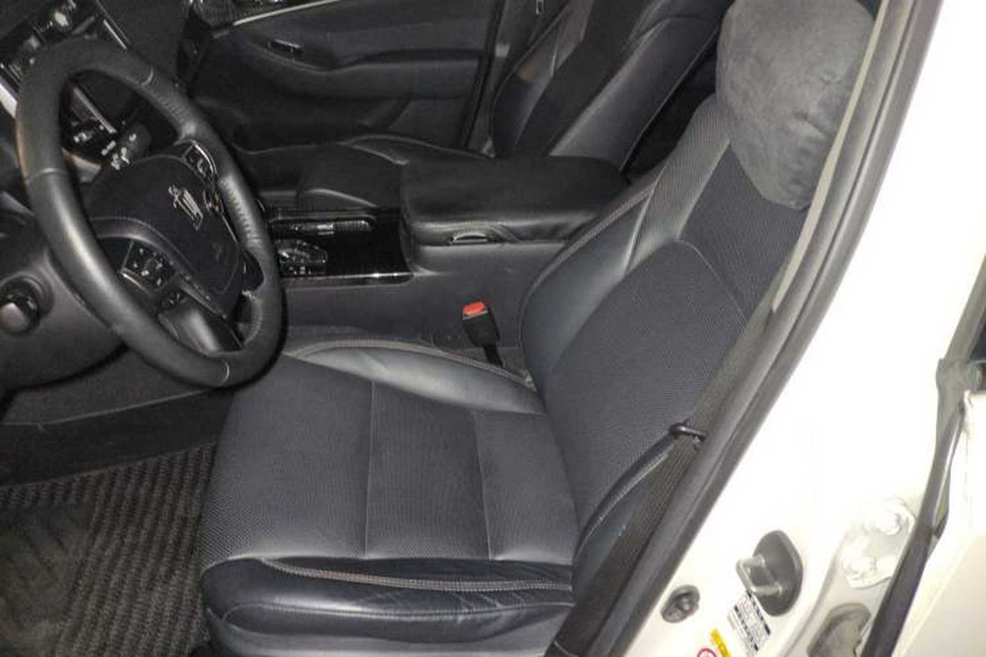 Used Toyota Crown 2015 2.0T Fashion Edition Left Front Seat