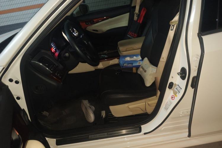 Used Toyota Crown 2015 2.0T Pioneer Edition Left Front Seat