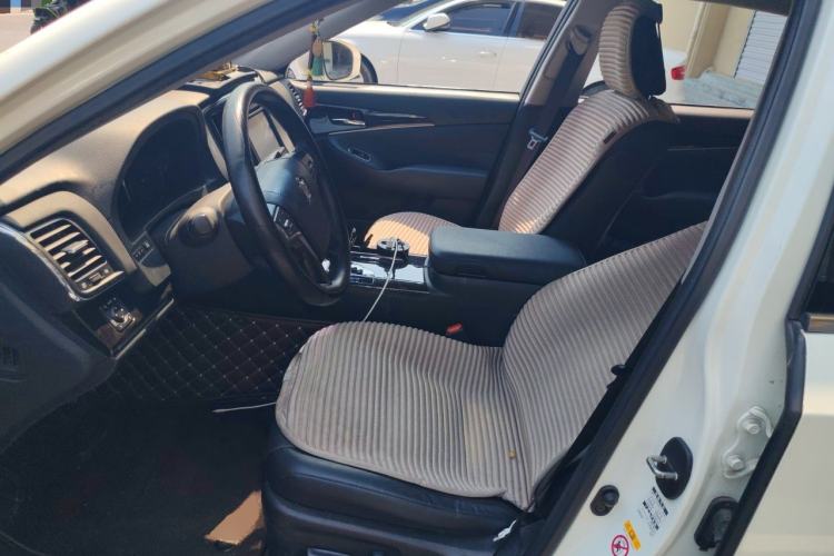 Used Toyota Crown 2015 2.0T Fashion Edition Left Front Seat