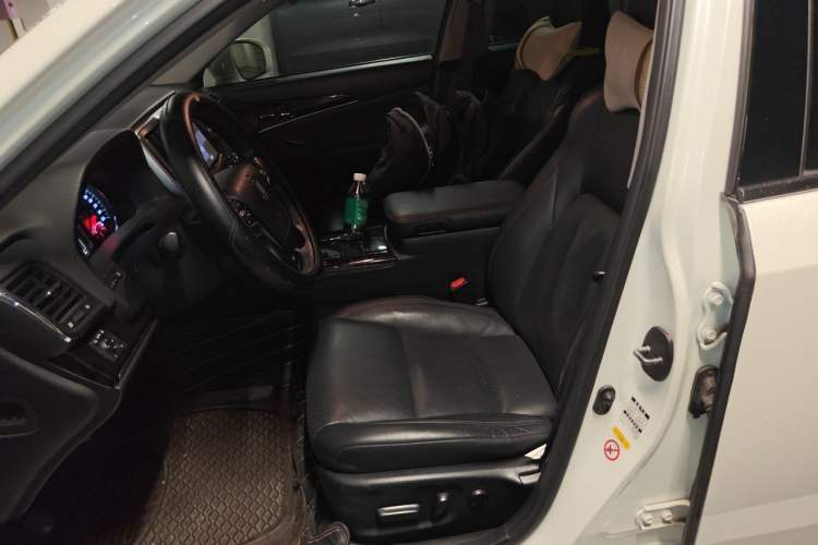 Used Toyota Crown 2015 2.0T Fashion Edition Left Front Seat