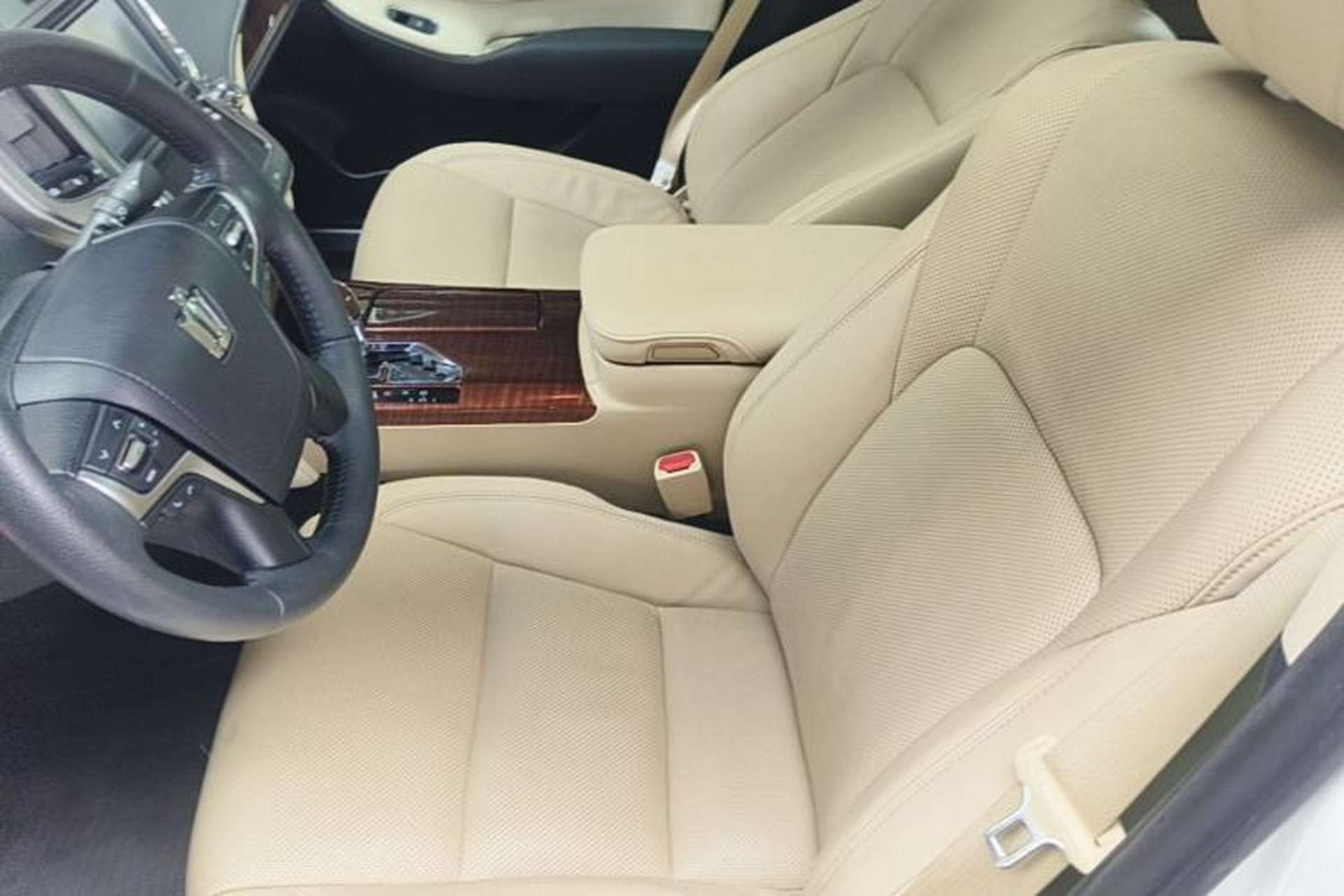 Used Toyota Crown 2015 2.0T Fashion Edition Left Front Seat