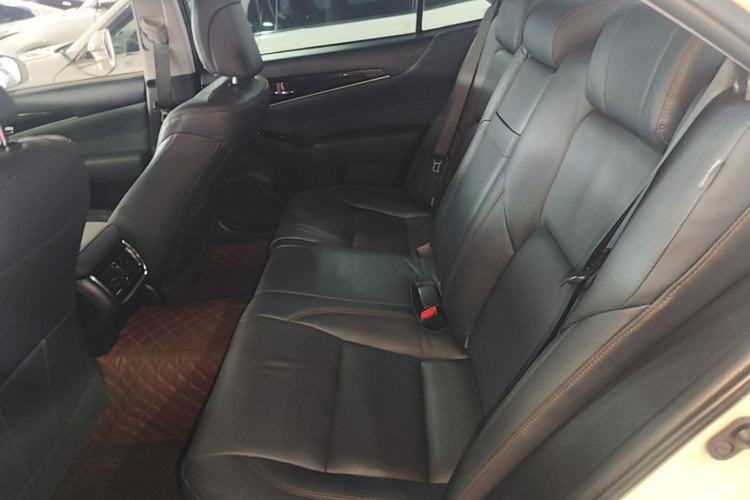 Used Toyota Crown 2015 2.0T Fashion Edition Left Rear Seat