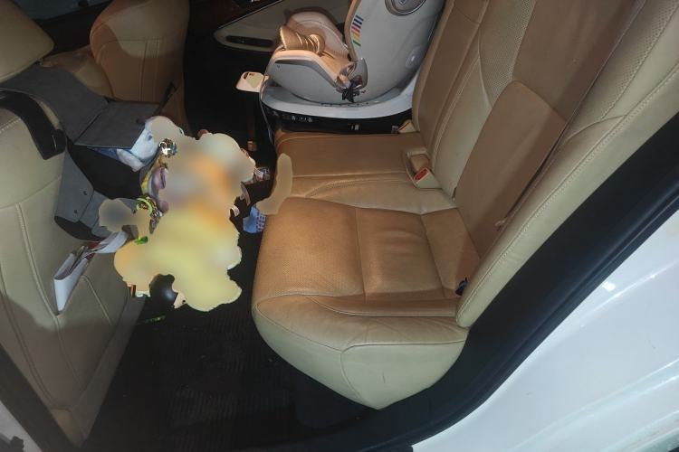 Used Toyota Crown 2015 2.5L Fashion Limited Edition Left Rear Seat
