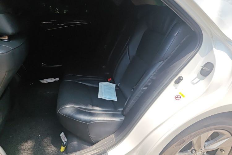 Used Toyota Crown 2015 2.0T Fashion Edition Left Rear Seat